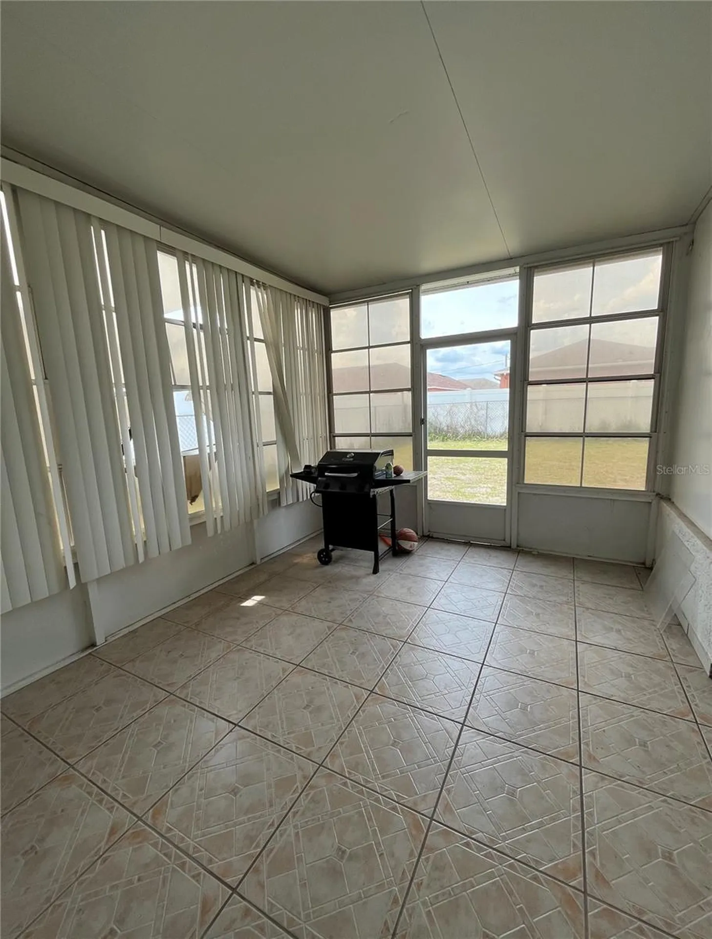 306 Aylesbury Court Kissimmee FL 34758