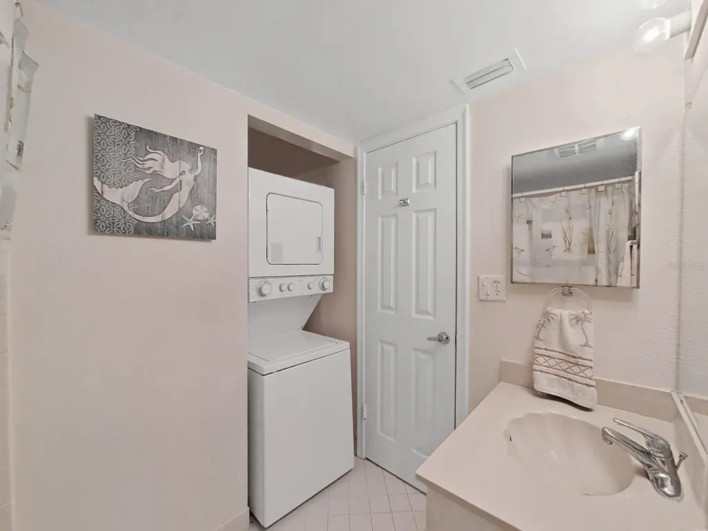 6211 Sun Boulevard St Petersburg FL 33715