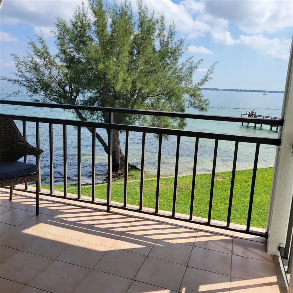 6211 Sun Boulevard St Petersburg FL 33715