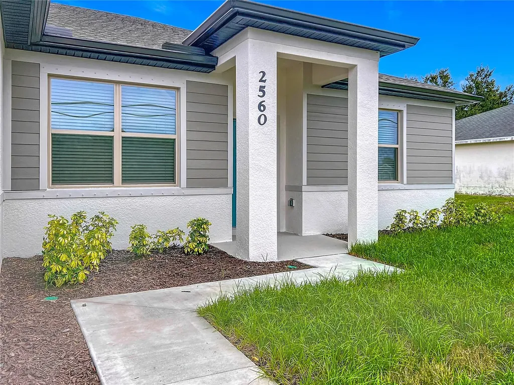 2560 S Biscayne Drive North Port FL 34287