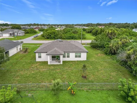 2560 S Biscayne Drive North Port FL 34287