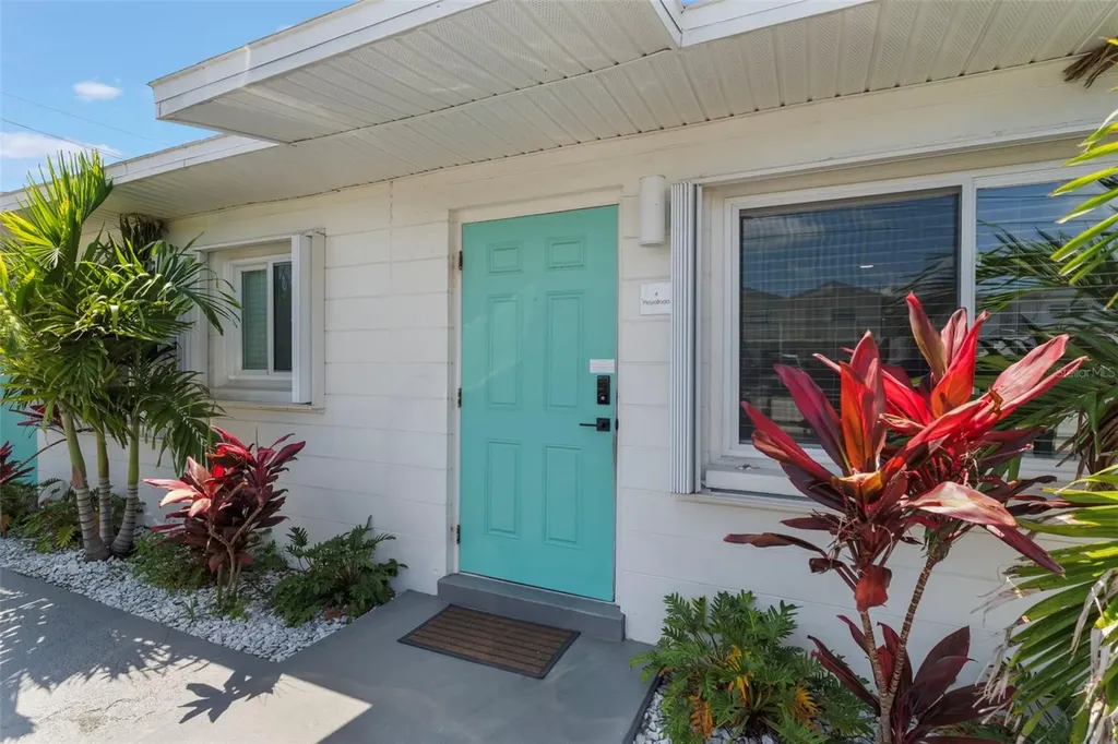 402 S Orlando Avenue Cocoa Beach FL 32931
