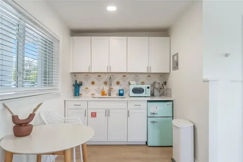 402 S Orlando Avenue Cocoa Beach FL 32931