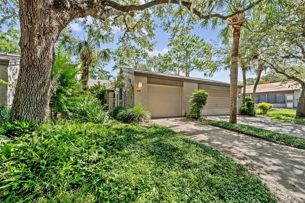 616 Woodridge Drive Fern Park FL 32730