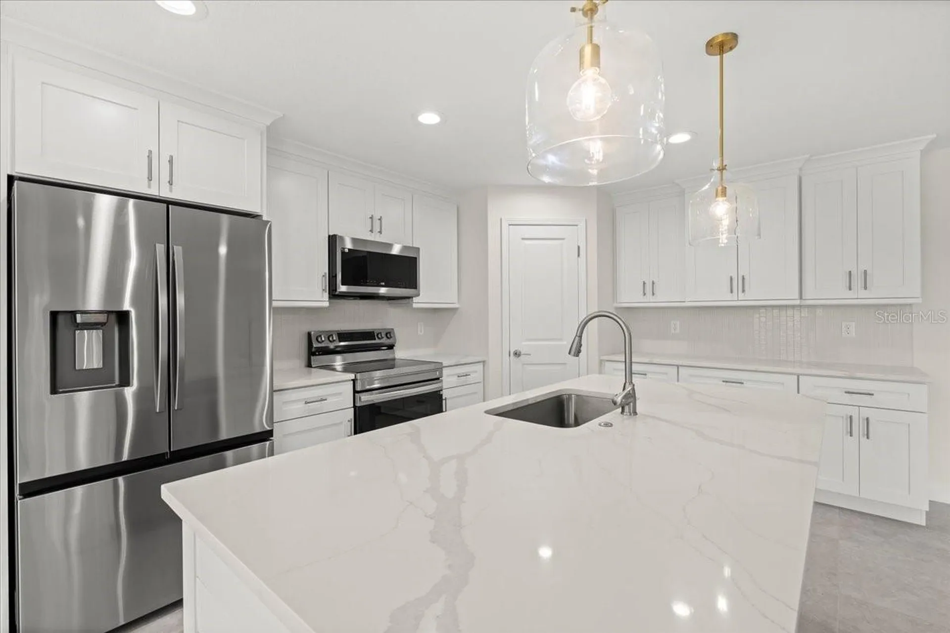 9073 Fruitland Avenue Englewood FL 34224