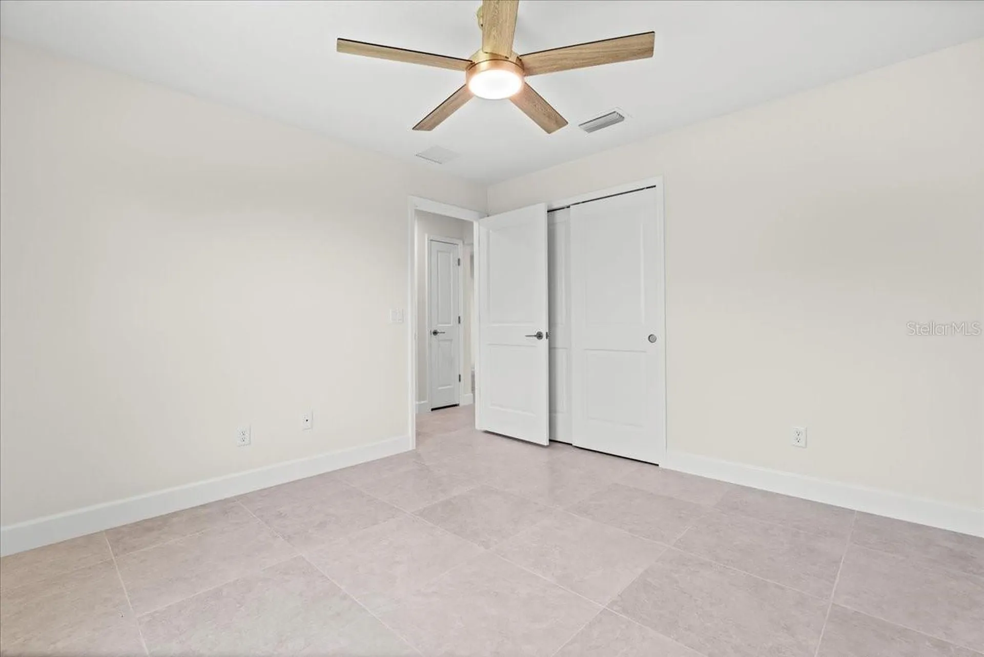 9073 Fruitland Avenue Englewood FL 34224