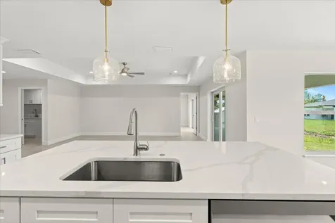 9073 Fruitland Avenue Englewood FL 34224
