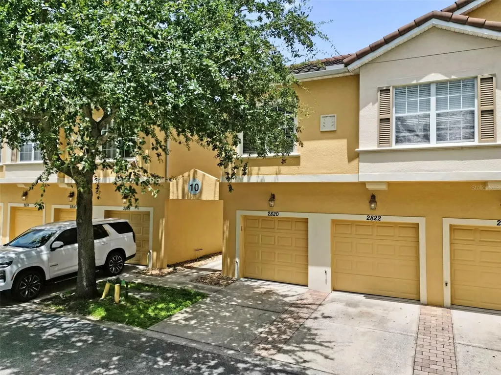 2820 Oakwater Drive Kissimmee FL 34747