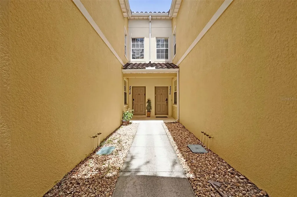 2820 Oakwater Drive Kissimmee FL 34747