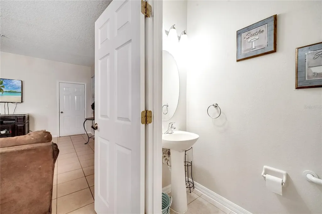 2820 Oakwater Drive Kissimmee FL 34747
