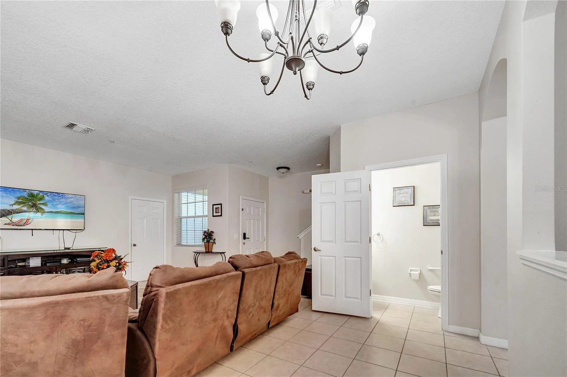 2820 Oakwater Drive Kissimmee FL 34747