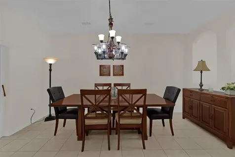 2820 Oakwater Drive Kissimmee FL 34747