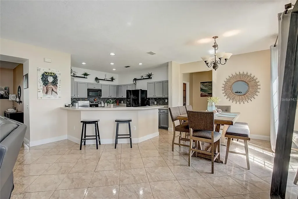 2024 Bearing Lane Kissimmee FL 34744