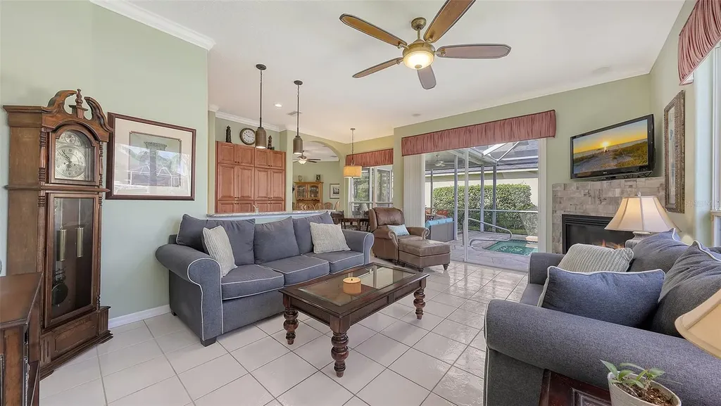 4735 Starboard Drive Bradenton FL 34208