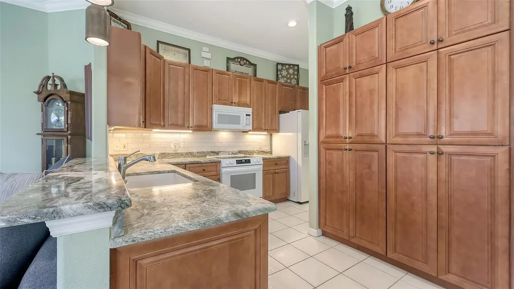 4735 Starboard Drive Bradenton FL 34208
