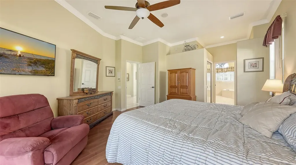 4735 Starboard Drive Bradenton FL 34208