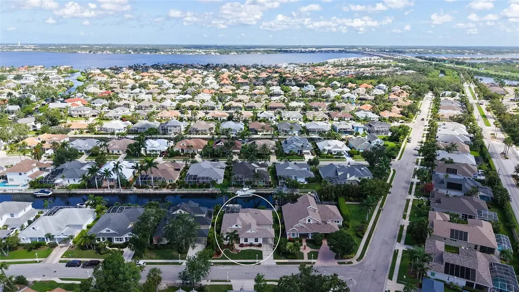 4735 Starboard Drive Bradenton FL 34208