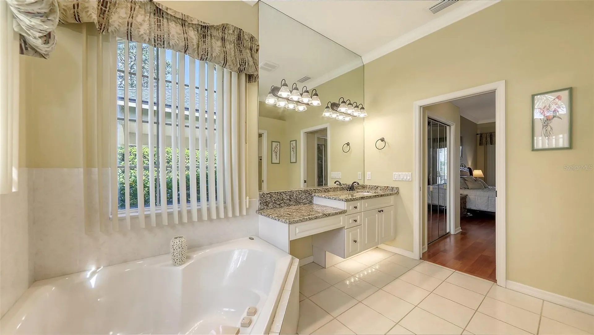 4735 Starboard Drive Bradenton FL 34208