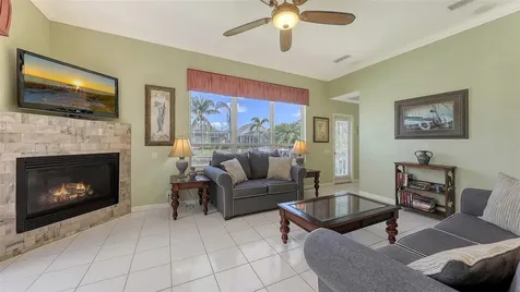 4735 Starboard Drive Bradenton FL 34208