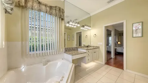 4735 Starboard Drive Bradenton FL 34208
