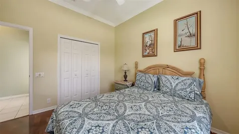 4735 Starboard Drive Bradenton FL 34208
