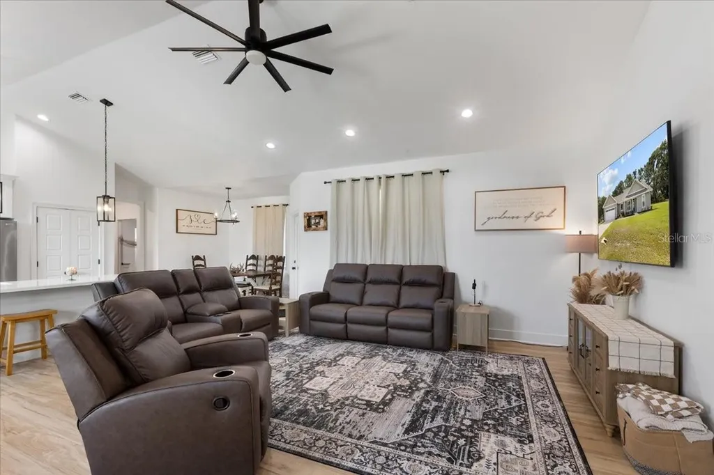 173 SW 24th Avenue Trenton FL 32693