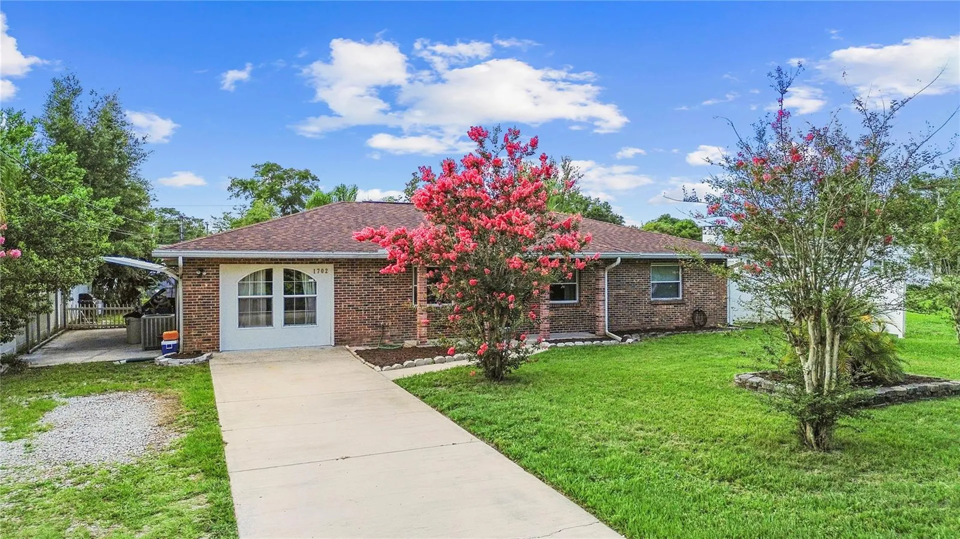 1702 Palmetto Avenue Deland FL 32724