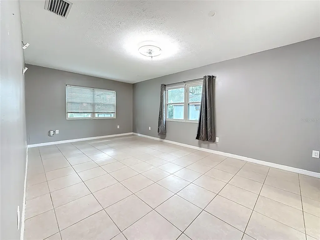 307 Fern Cliff Avenue Temple Terrace FL 33617