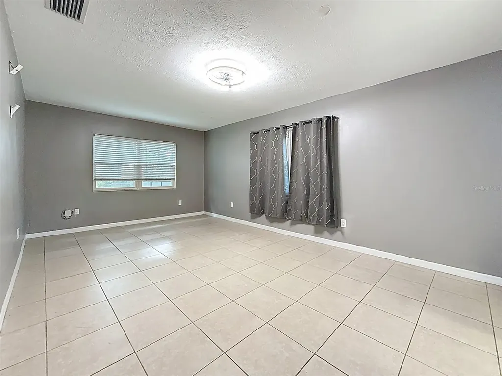 307 Fern Cliff Avenue Temple Terrace FL 33617