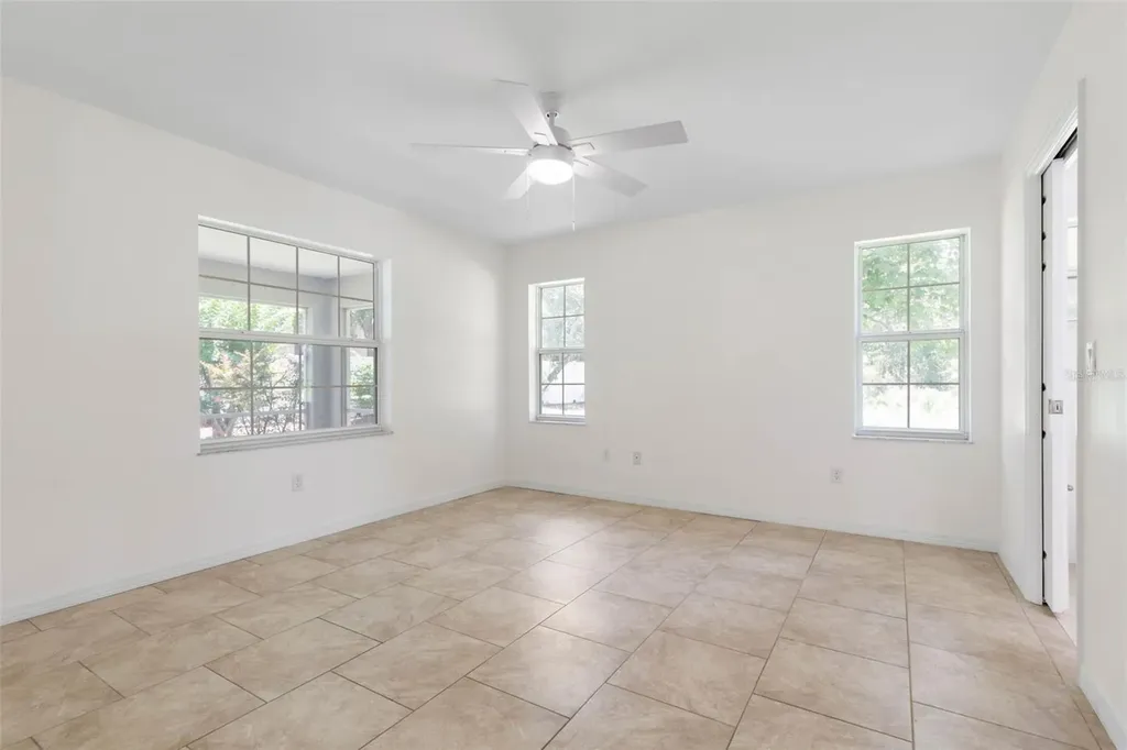 23 Pennfield Lane Palm Coast FL 32164