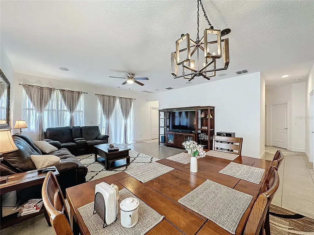 3193 Crispin Circle Harmony FL 34773