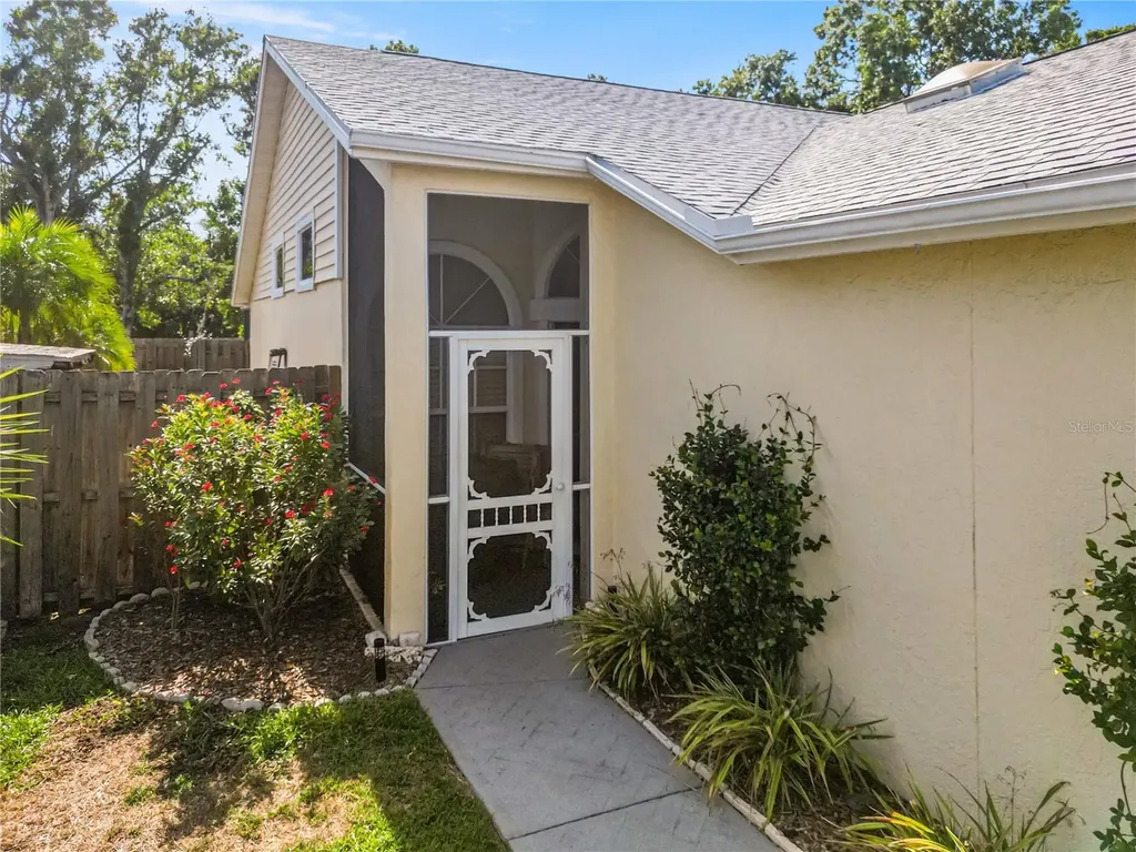 7716 Geneva Lane Sarasota FL 34243