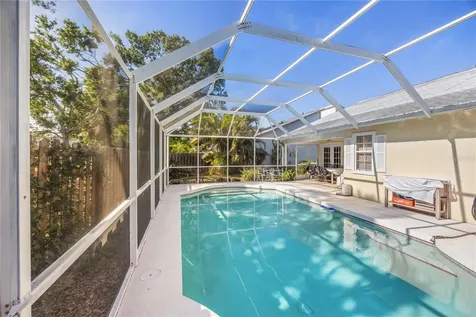 7716 Geneva Lane Sarasota FL 34243