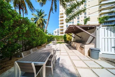 1 Taft San Juan PR 00911