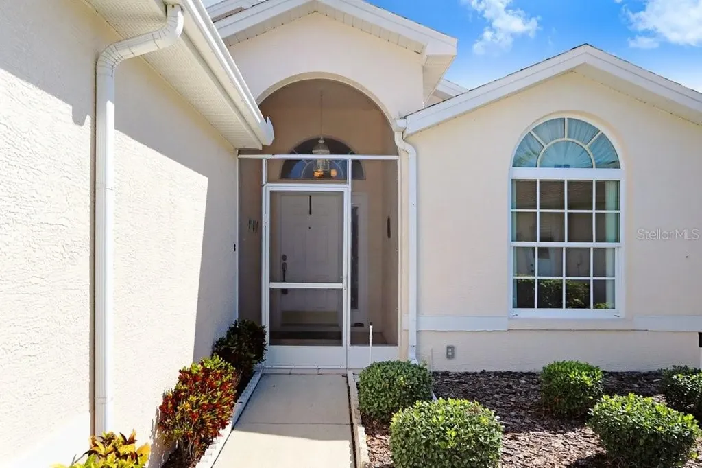 4407 Whitton Way New Port Richey FL 34653