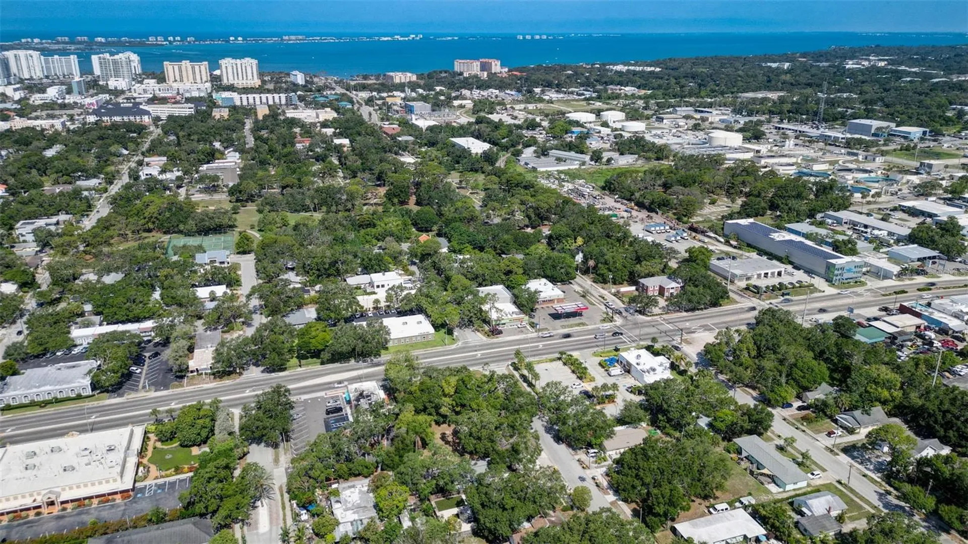 2050-2026 10th Sarasota FL 34237
