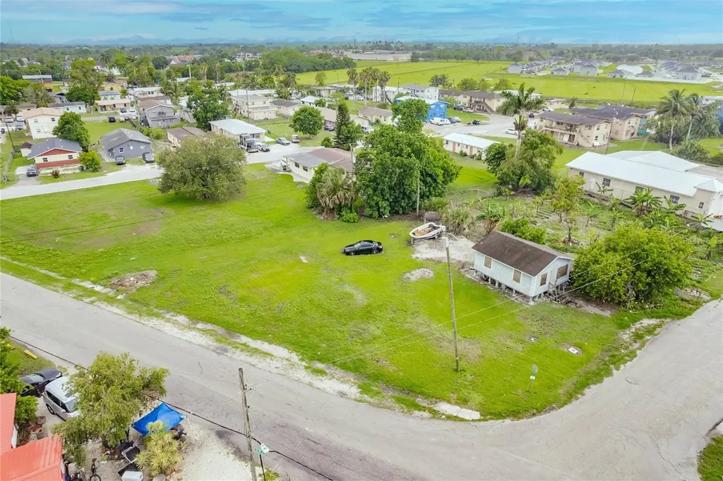 601 SW 6th Street Belle Glade FL 33430