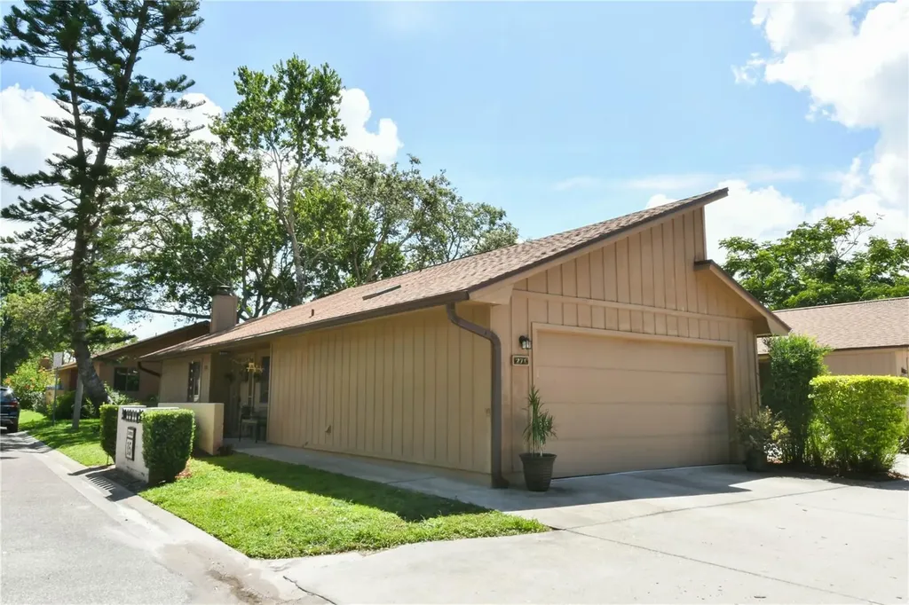 271 Raintree Drive Casselberry FL 32707