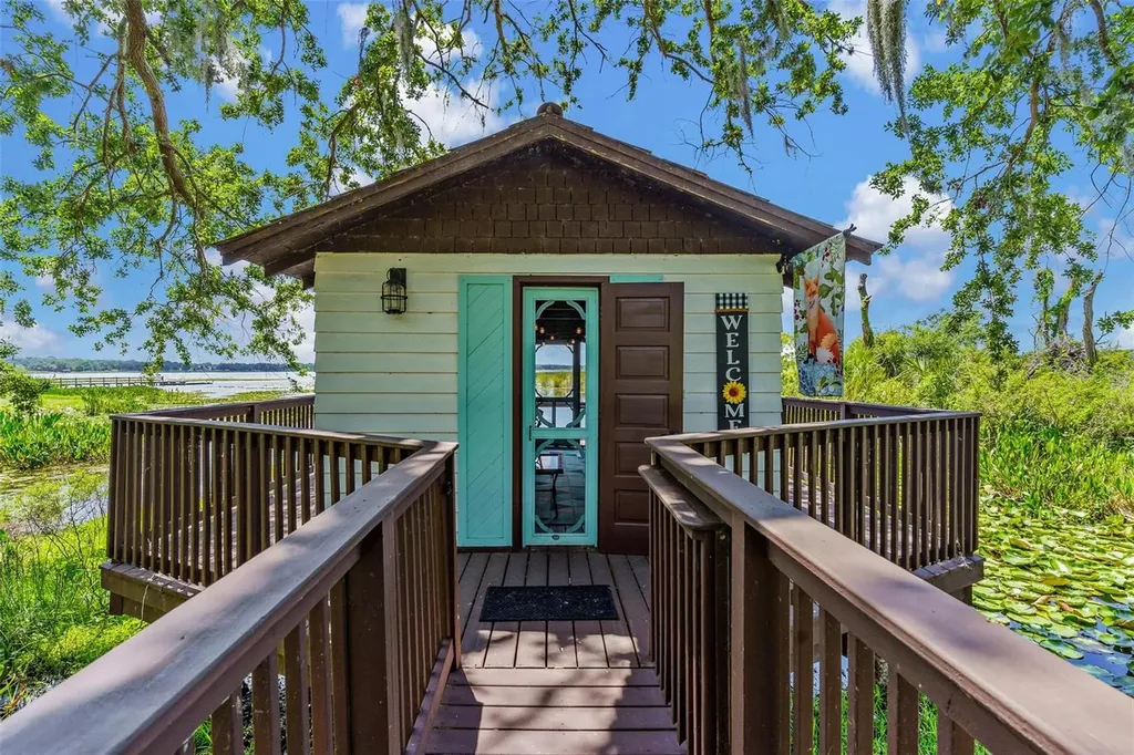9233 Silver Lake Drive Leesburg FL 34788