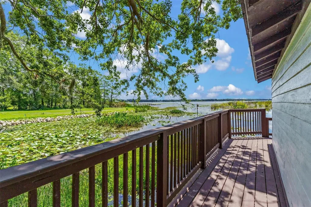 9233 Silver Lake Drive Leesburg FL 34788