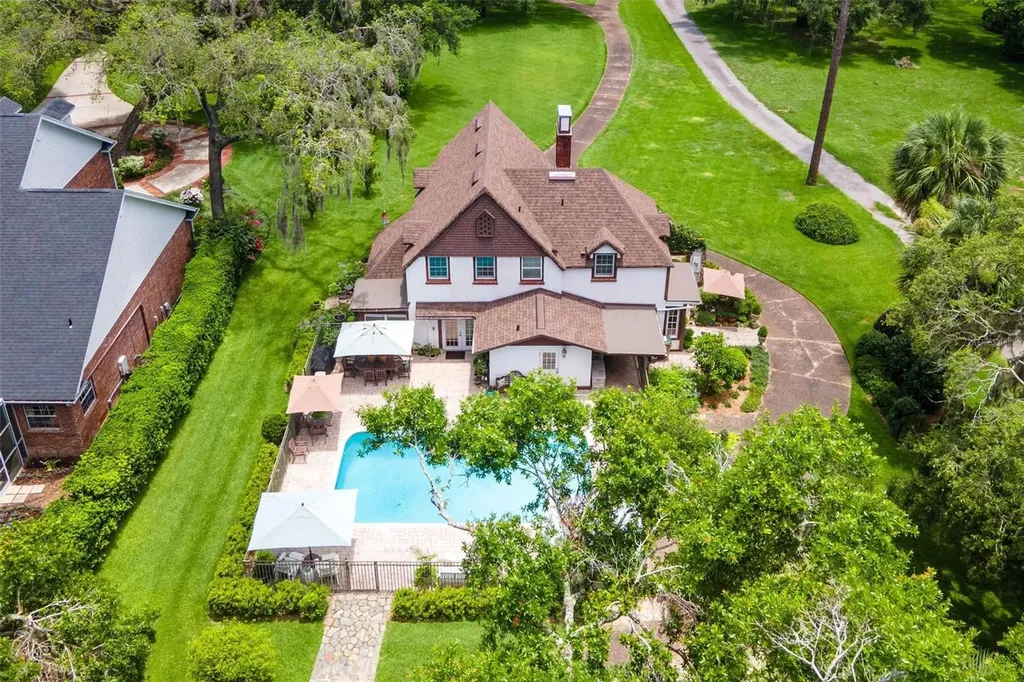 9233 Silver Lake Drive Leesburg FL 34788