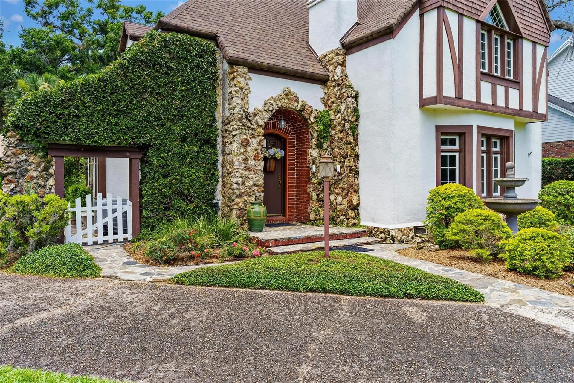 9233 Silver Lake Drive Leesburg FL 34788