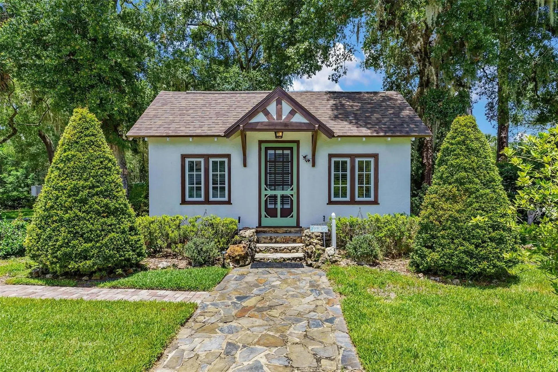 9233 Silver Lake Drive Leesburg FL 34788