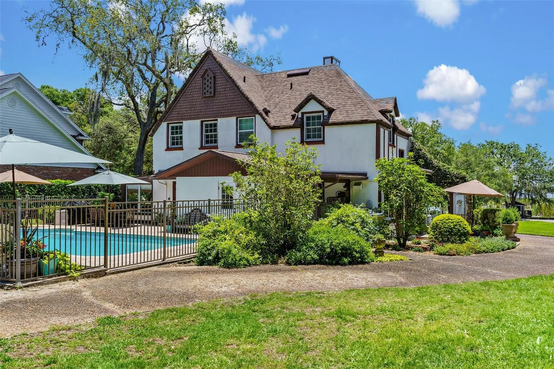 9233 Silver Lake Drive Leesburg FL 34788