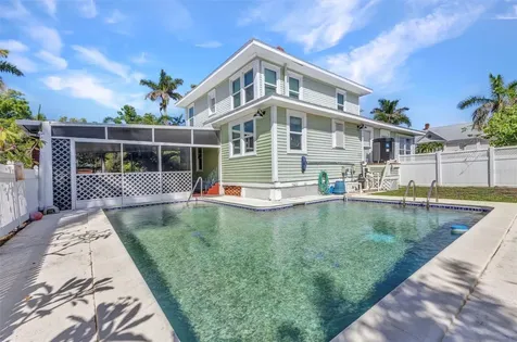 415 W Marion Avenue Punta Gorda FL 33950