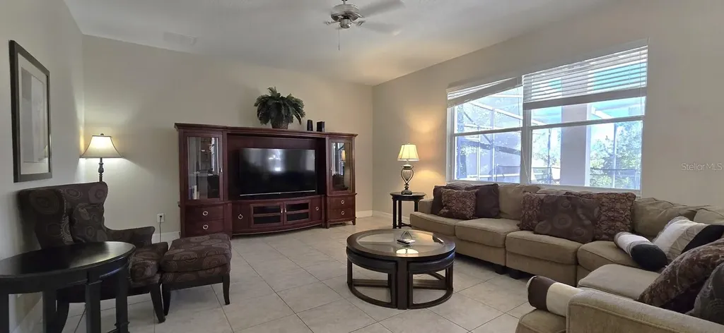 844 Suffolk Place Davenport FL 33896