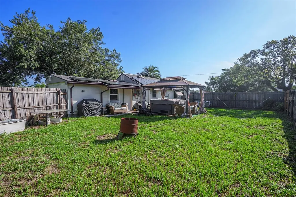 5651 6th Street Zephyrhills FL 33542