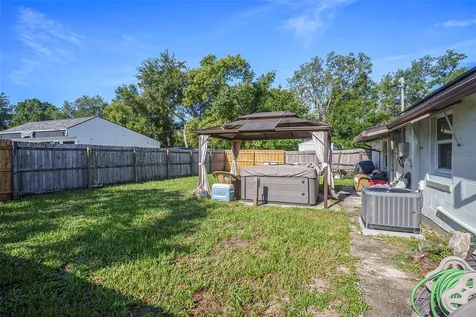 5651 6th Street Zephyrhills FL 33542