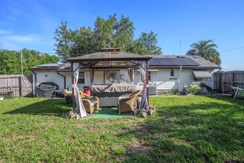 5651 6th Street Zephyrhills FL 33542