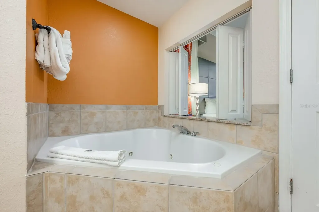 12527 Floridays Resort Drive Orlando FL 32821